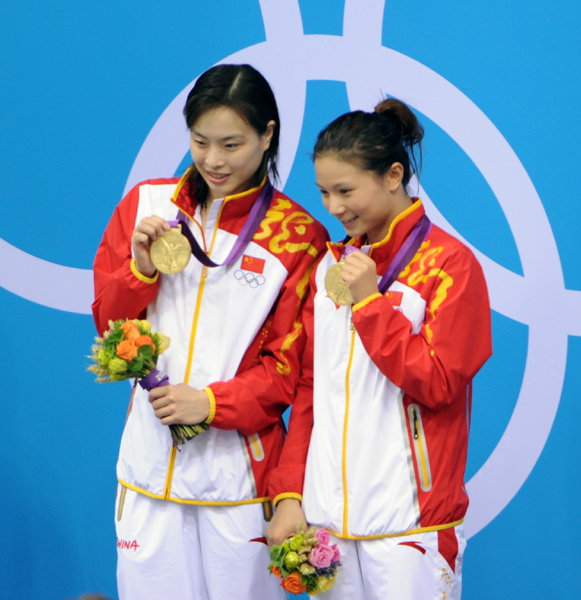 Ů˫���װ�ھ������й���ˮ“��֮��”���ź�