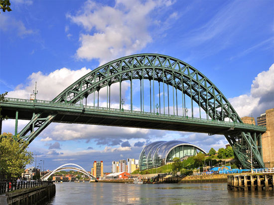 ����Ӣ�������ʡǮ��ס�����������