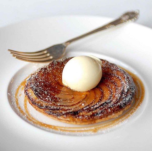 Ѳ��Ӣ���ϾƵ� ס�����Ӣ����